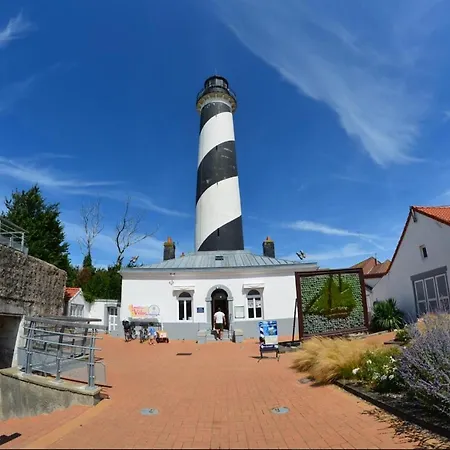 Proche De La جرافيلين